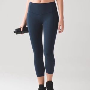 Lululemon ATRP CROPS
